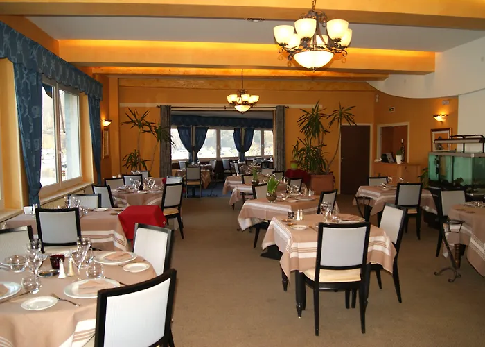 호텔 Logis Le Bellevue